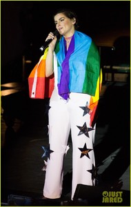 nelly-furtado-headlines-new-york-city-pride-fest-2017-05.jpg