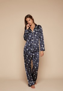 olivia-von-halle-lilawallis-navy-silk-pyjama-wsf.jpg