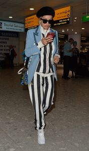 rita-ora-style-heathrow-airport-in-london-uk-06-14-2017-3.jpg