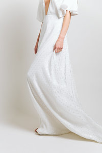 sarah_seven_flowy_wedding_dress.jpg