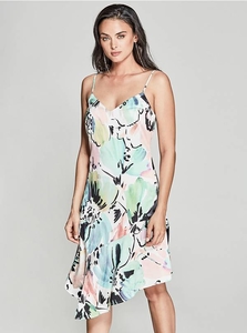 saty-guess-by-marciano-havana-floral-slip-dress-2-1.jpg