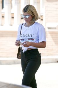 sofia-richie-beverly-hills-california-06-26-2017-10.jpg