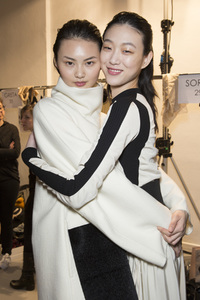 sportmax-bks-z-rf17-8474.thumb.jpg.4df506c97ffac0e77befac4d9a3e3271.jpg