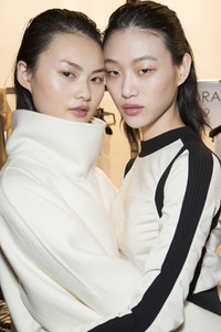 sportmax-bks-z-rf17-8485.thumb.jpg.d8912176c3d05d2d17d4754924f19fab.jpg