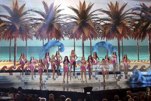 the-top-15-semifinalists-onstage-during-the-63rd-annual-miss-universe-picture-id462206566.jpg