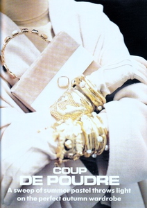 uk_vogue_aug_1990_2.thumb.jpg.8d3801ecccccf68f893e86f1e43b1372.jpg