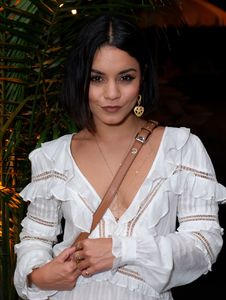 vanessa-hudgens-eleven-madison-park-summer-house-grand-opening-in-east-hampton-nyc-06-23-2017-5.jpg