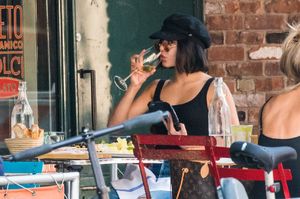 vanessa-hudgens-out-for-lunch-in-nyc-06-22-2017-2.jpg