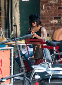 vanessa-hudgens-out-for-lunch-in-nyc-06-22-2017-5.jpg