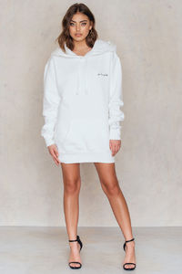 vanessa_nakd_oversized_hoodie_1401-100004-0001_4_.jpg