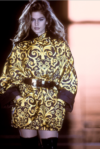 versace-fw-1991-4.thumb.png.5160e532744471855d51c7afd4fa98c9.png