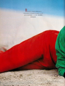 vogue_italia_jan_1989_48.thumb.jpg.da0fda2882f9e4b7d47bd30ae69b94ca.jpg