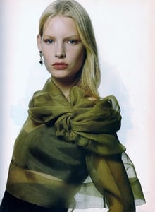 vogue_italia_jan_1989_5.thumb.jpg.aa845c3d5a2a76d2acc1b0d8f95b0e21.jpg