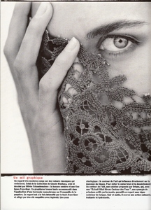 vogue_paris_feb_1989_16.thumb.jpg.41deb830168a83f1d822af3fc489000d.jpg