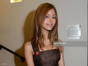 zahia-dehar-attends-les-curs-des-createurs-auction-cocktail-in-profit-picture-id451673400.jpg