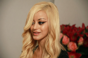 zahiadehar027.jpg