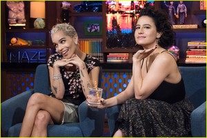 zoe-kravitz-confirms-there-was-a-feud-on-mad-max-set-01.JPG