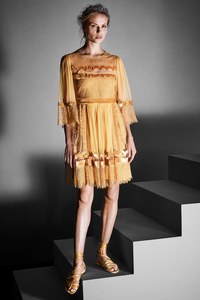 08-alberta-ferretti-limited-edition-fall-2017-couture.jpg