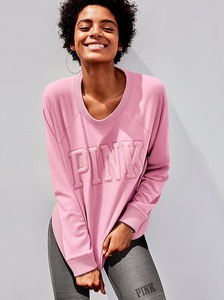 11-072717-PINK-homepage-04-sweatshirt.jpg