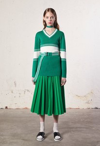 13-red-valentino-pre-spring-2018.jpg