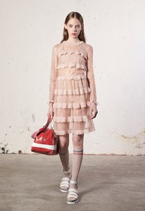 24-red-valentino-pre-spring-2018.jpg