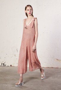 25-red-valentino-pre-spring-2018.jpg