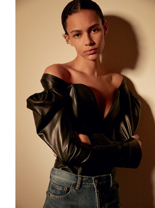 3-BINX_WALTON_DOCUMENT_JOURNAL_SPRING_SUMMER_2017_ROE_ETHRIDGE-8.jpg