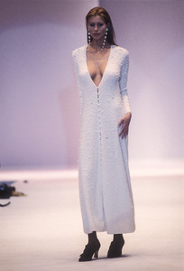 3_laura-biagiotti-fw-1993-4_html.thumb.JPEG.bd0dfea211989d7dac79fe7ddd144b0c.JPEG