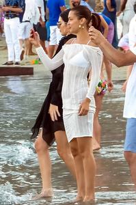 422DD48B00000578-4680168-image-a-74_1499632374086.jpg