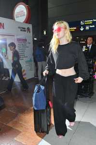 45917269_elle-fanning-14.jpg