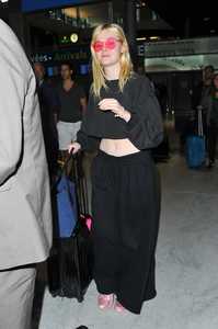 45917354_elle-fanning-34.jpg