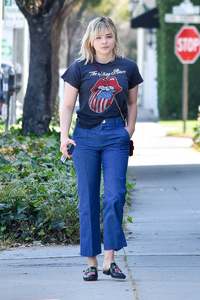 46426005_chloe-moretz-heads-to-a-meeting-in-beverly-hills-9.jpg