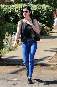 46835076_lucy-hale-03.jpg