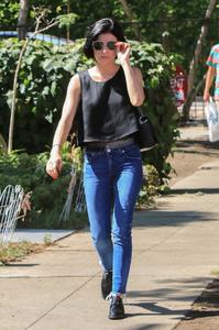 46835110_lucy-hale-24.jpg