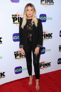 47735177_ashley-benson-06.thumb.jpg.30f814d379bf88e59d6ddaddb9d6ddf6.jpg