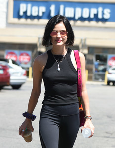 47871391_027.jpg