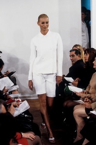 4_michael-kors-ss-1996-5_html.thumb.JPEG.34c2fd8edab81b06e335a7dc1a6ce795.JPEG