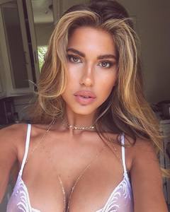 karajewelll - BSFCNNrh1-G.jpg