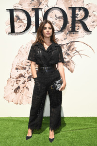 Julia+Restoin+Christian+Dior+Photocall+Paris+TNPhqrwsS7Lx.jpg