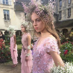 Instagram post by fashion and other drugs--_BWDmBy.jpg