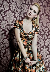 59614b26aa9c6_CordulaPfluegl-LenaHoschekAW2013k.thumb.jpg.8a5afab5f48ed9ead01e0fb2c9f16e38.jpg