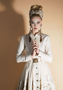 Cordula Pfluegl - Lena Hoschek SS2015 6.jpg