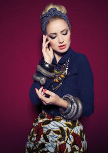 Cordula Pfluegl - Lena Hoschek SS2015 5.jpg