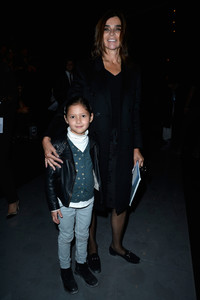 Carine+Roitfeld+Elie+Saab+Front+Row+Paris+Jw2jo59u_6Mx.jpg