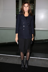 Carine+Roitfeld+Arrivals+Sonia+Rykiel+Show+TLLeACYL4kXx.jpg