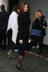 Carine+Roitfeld+Celine+Outside+Arrivals+Paris+PA1t_rGO26wx.jpg