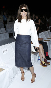 Carine+Roitfeld+MBFW+Front+Row+Diane+Von+Furstenberg+kO04dNJSshDx.jpg