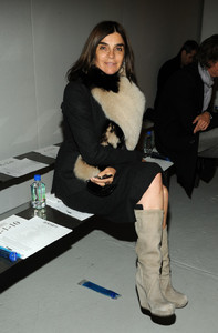 Carine+Roitfeld+Rodarte+Front+Row+Fall+2013+Hm-SzxdX7wtx.jpg