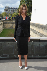 Carine+Roitfeld+Christian+Dior+Arrivals+Paris+Y_31A2vQLJax.jpg