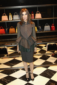 Carine+Roitfeld+Prada+Store+Opening+Paris+oroIEXVnKfwx.jpg